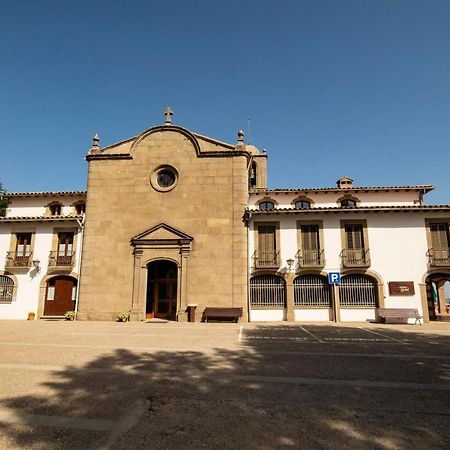 Santuari De La Salut De Sant Feliu De Pallerols Bagian luar foto